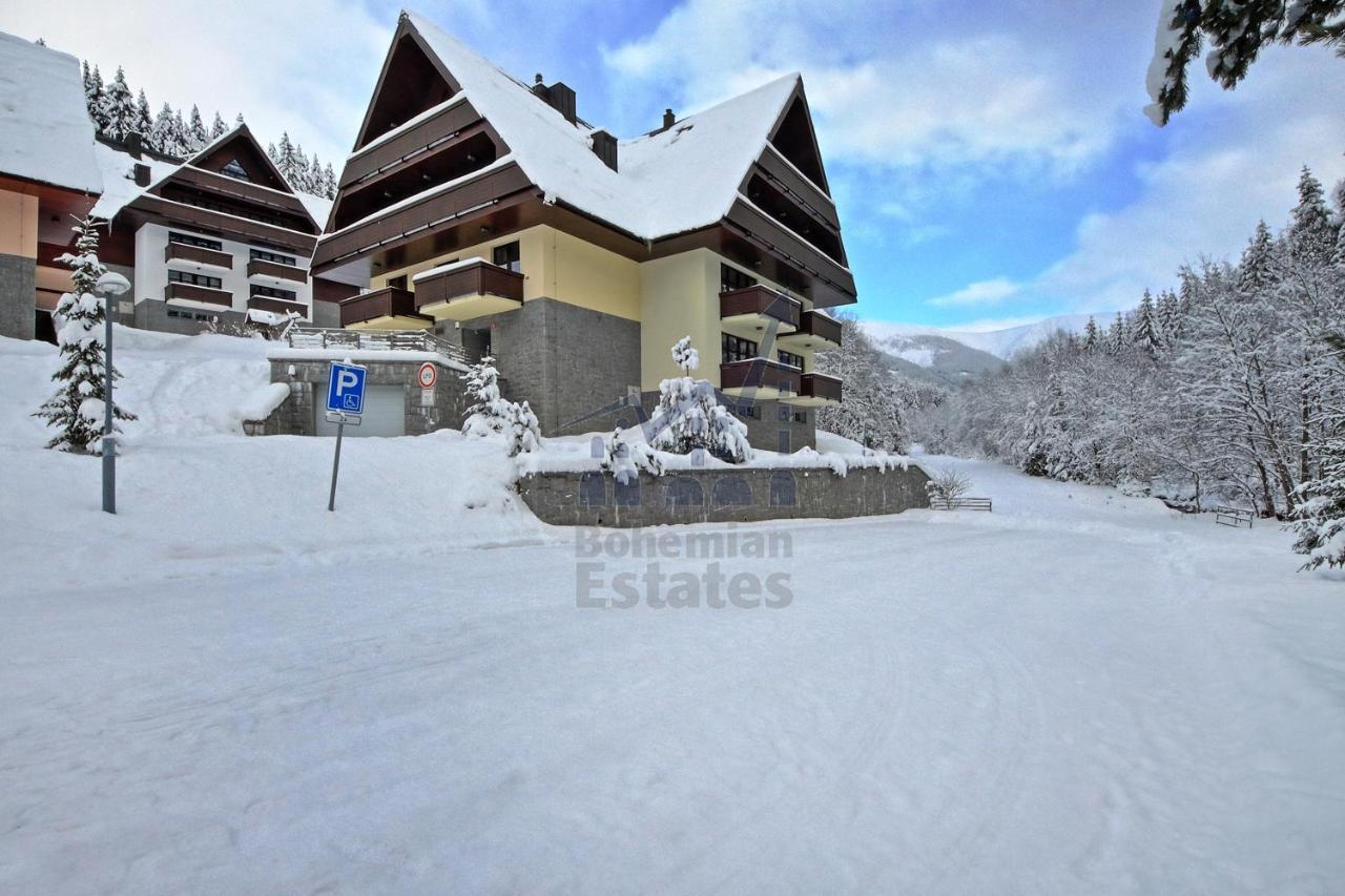 St. Peter Apartment Spindleruv Mlyn Bagian luar foto
